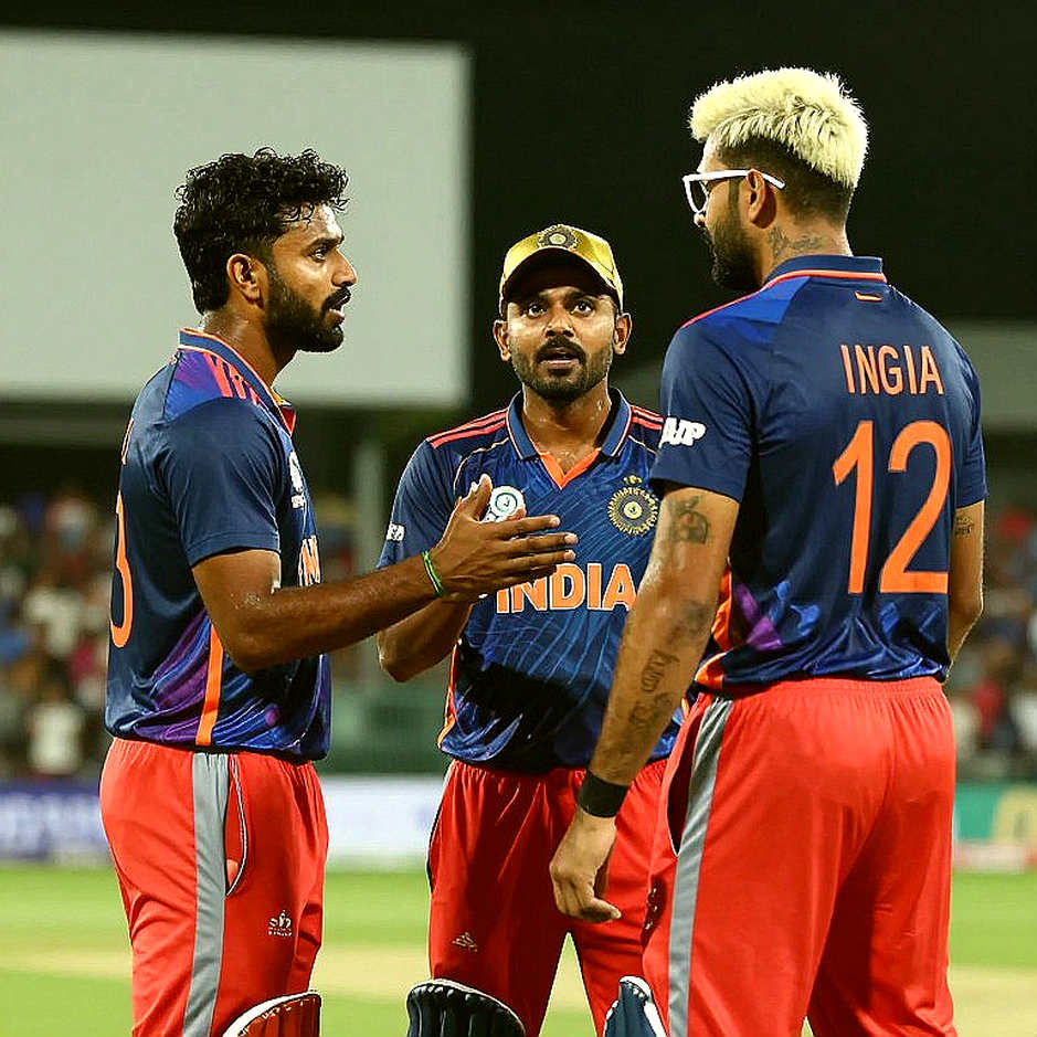 ১৩৮ কিমি/ঘণ্টা: বাংলাদেশের পেস-পাইপলাইনের নতুন থ্রেড এবং পুরনো ঝুঁকি ১৩৮ কিমি/ঘণ্টা: বাংলাদেশের পেস-পাইপলাইনের নতুন থ্রেড এবং পুরনো ঝুঁকি