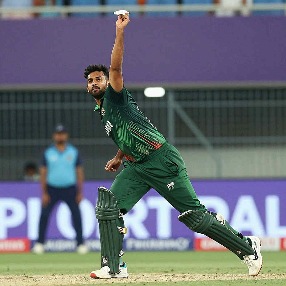 পাঁচ বছর পর জামালের গোল: ব্রাদার্স ইউনিয়নের ২-২ ড্রয়ের আড়ালে যে গল্পটি চাপা পড়ে গেল পাঁচ বছর পর জামালের গোল: ব্রাদার্স ইউনিয়নের ২-২ ড্রয়ের আড়ালে যে গল্পটি চাপা পড়ে গেল