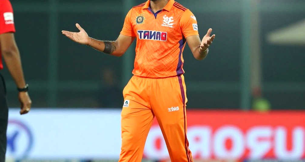 The Mirpur Powerplay File: Slower at Home, Faster Away The Mirpur Powerplay File: Slower at Home, Faster Away