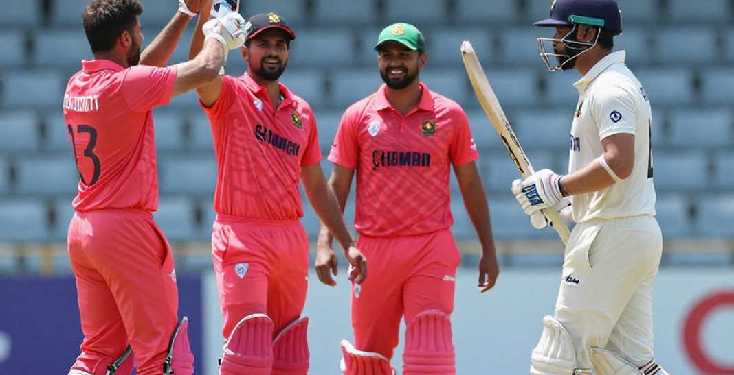 Review, Record and Trust: Blockchain's Promise and Pitfall in Cricket Governance Review, Record and Trust: Blockchain's Promise and Pitfall in Cricket Governance
